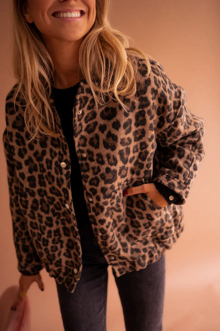 LEONA  Bomber con stampa leopardata