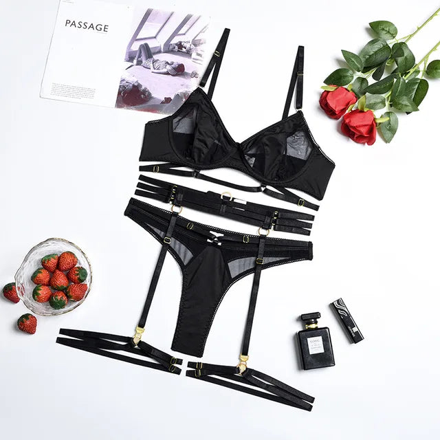 Lona | Set di lingerie francese a 3 pezzi